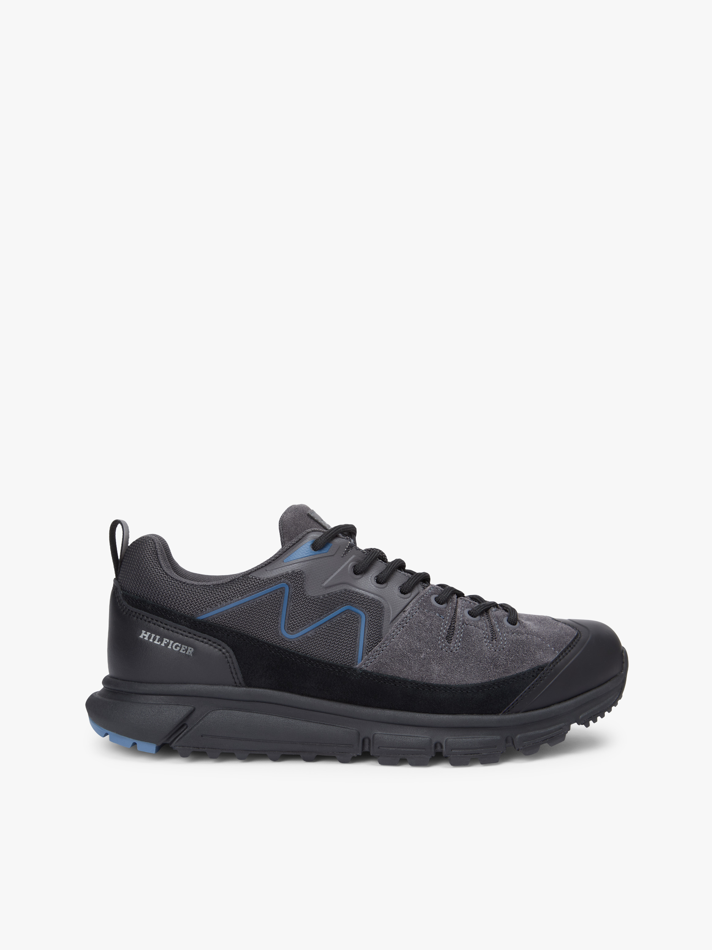 Outdoor Sneaker Tech Low Top Sneakers