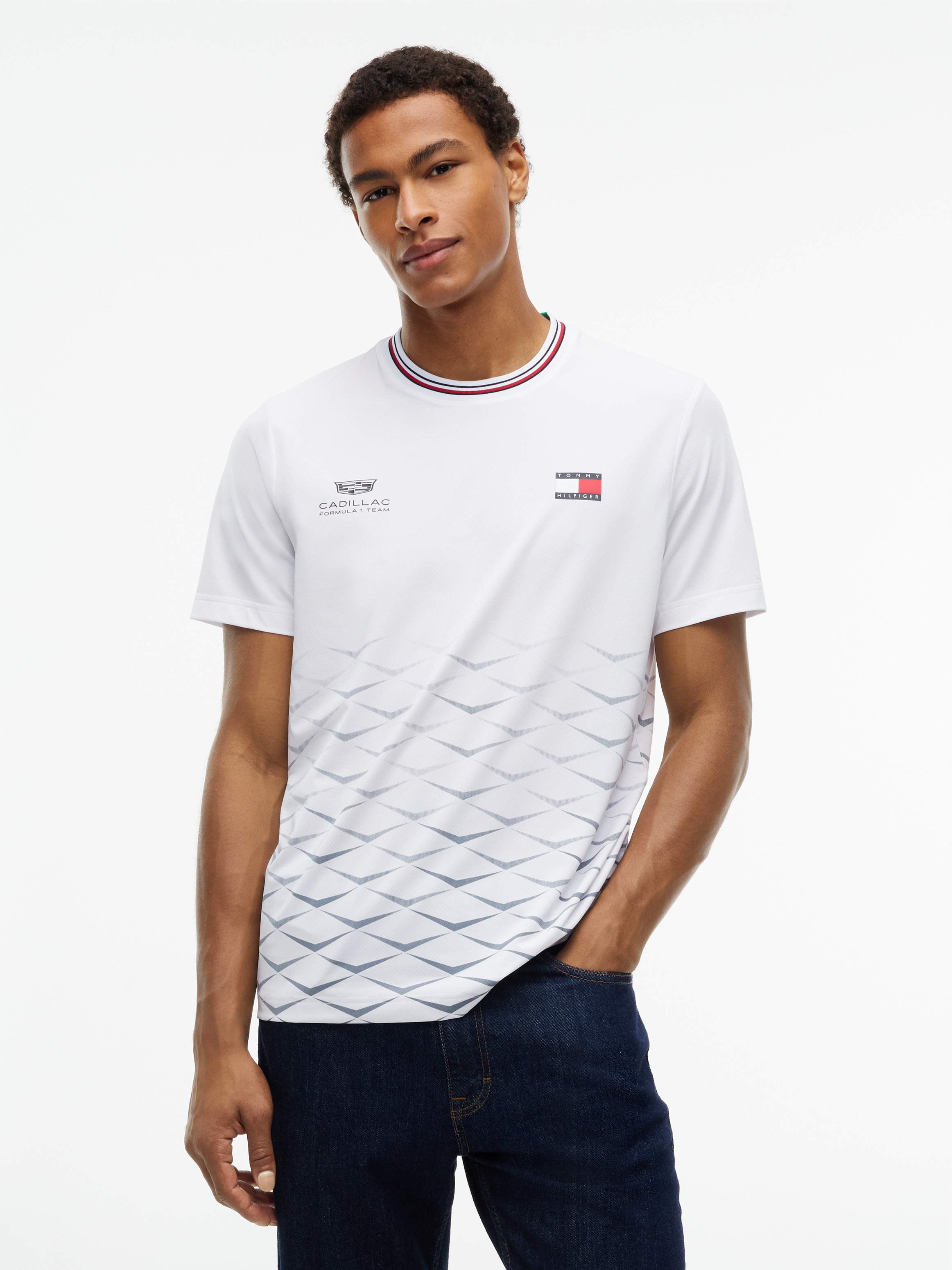 TH x Cadillac Formula 1® Team Pérez Chevron T-Shirt — White