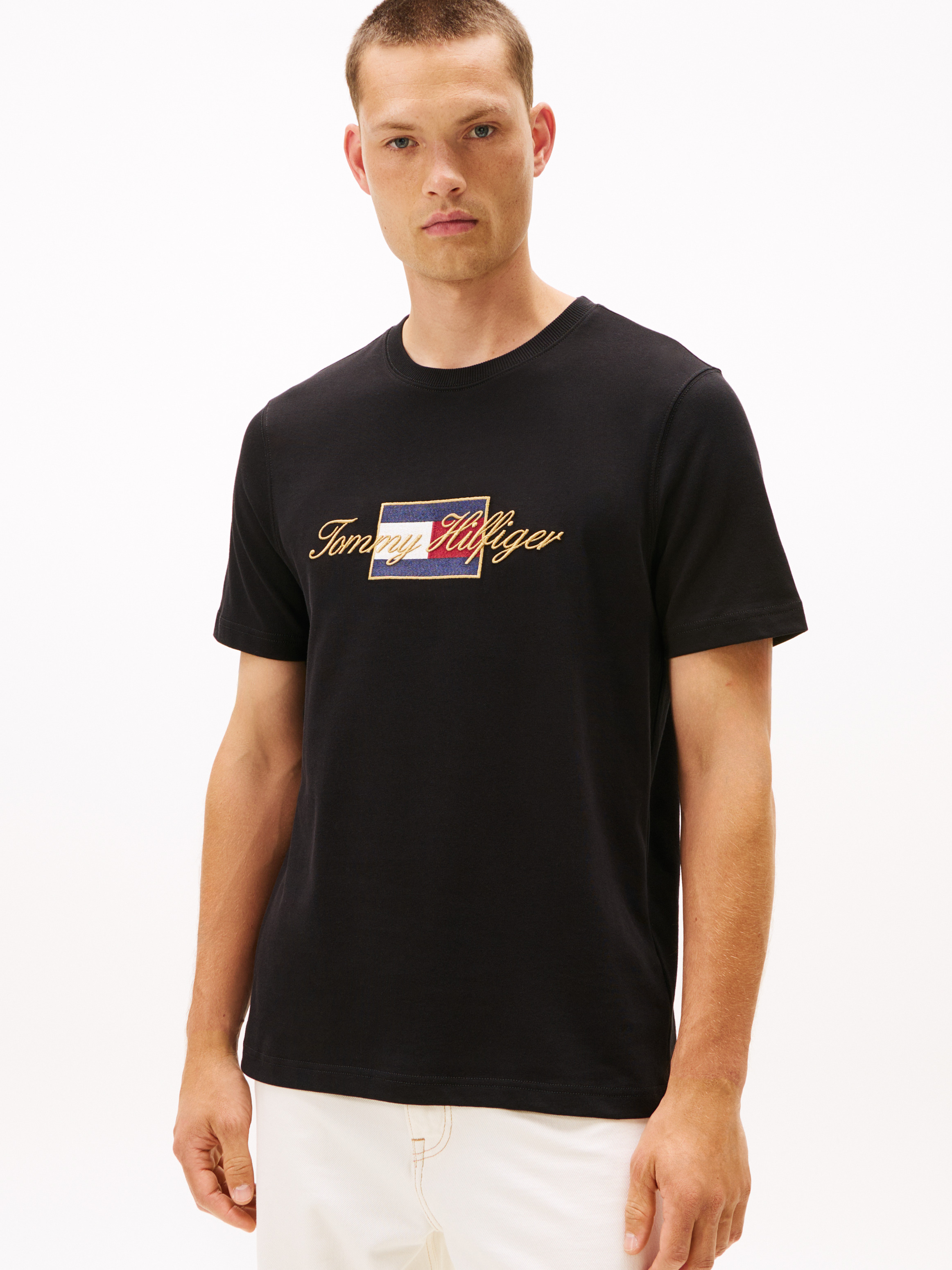 Logo Embroidery Crew Neck T-Shirt — BLACK