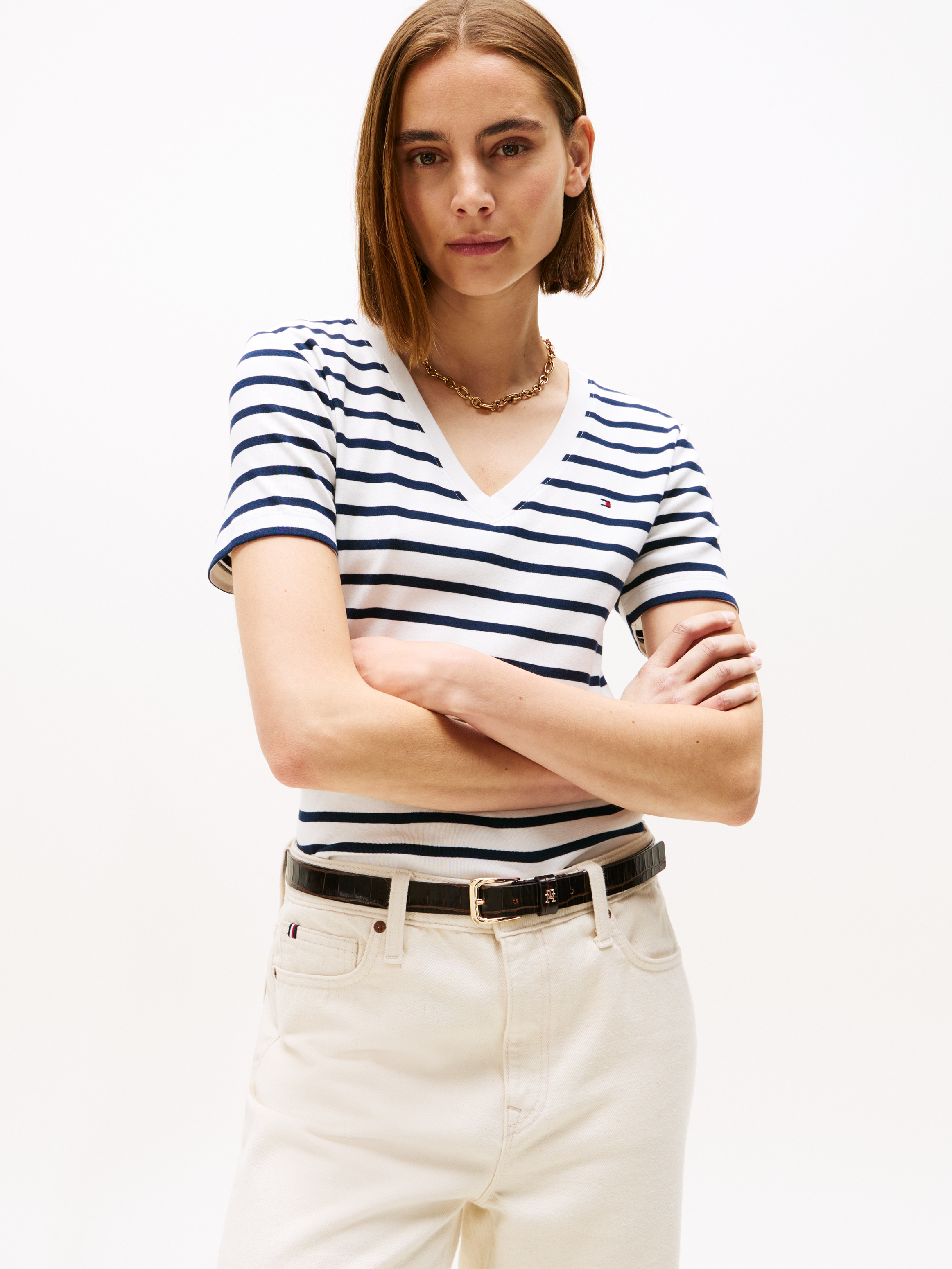 Flag Embroidery Slim V-Neck T-Shirt — White